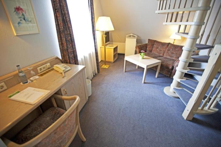 Hotel Hirsch Leonberg Eksteriør billede