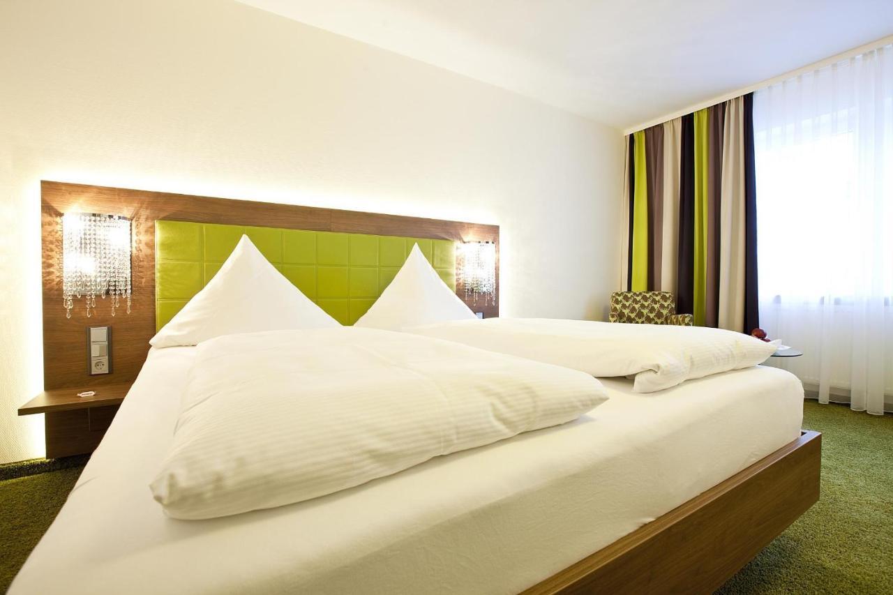 Hotel Hirsch Leonberg Værelse billede